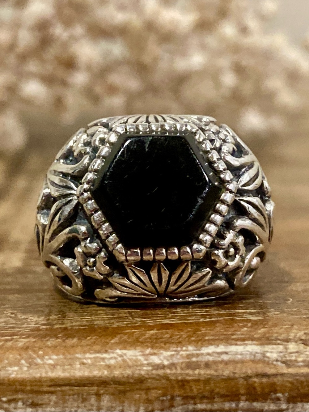 Sterling Silver Ring Signed MWS Black Hex Stone Sirrounded by Flowers & Plants 8